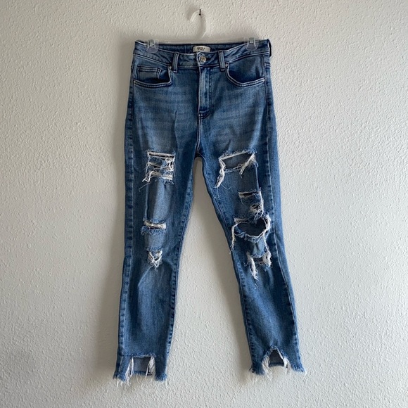 Forever 21 Denim - Forever 21 Premium Denim Mid Rise Ripped Mom Jeans Size 26